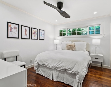 1010 Emerald Bay - Photo Thumbnail 45