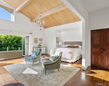 1010 Emerald Bay - Photo Thumbnail 26
