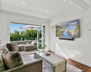 1010 Emerald Bay - Photo Thumbnail 55