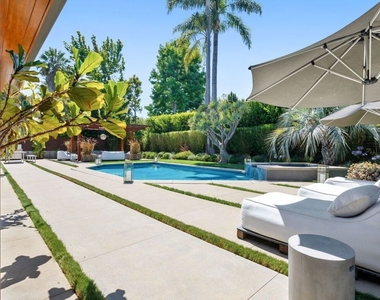 1125 Napoli Drive - Photo Thumbnail 22