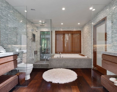 1125 Napoli Drive - Photo Thumbnail 13