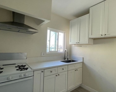 836 S Catalina Street - Photo Thumbnail 16