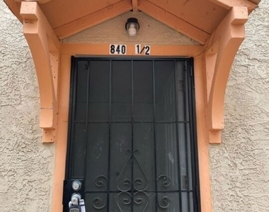 836 S Catalina Street - Photo Thumbnail 21