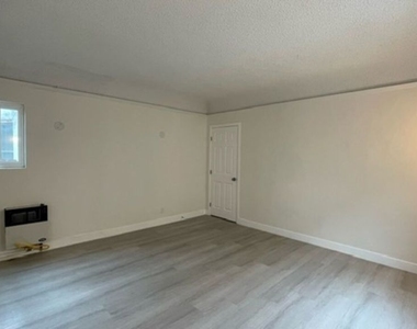 836 S Catalina Street - Photo Thumbnail 25