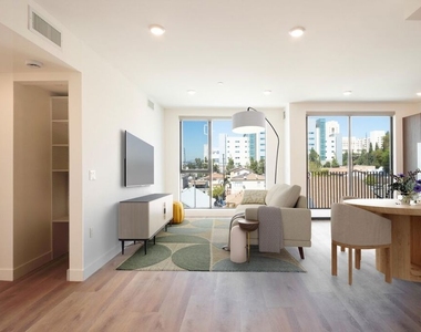 1126 N Cornwell Street - Photo Thumbnail 2