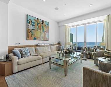 24380 Malibu Road - Photo Thumbnail 3