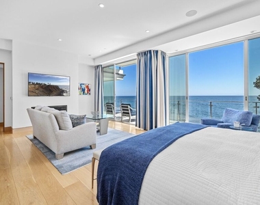 24380 Malibu Road - Photo Thumbnail 24