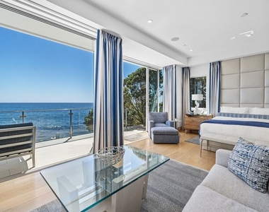 24380 Malibu Road - Photo Thumbnail 23