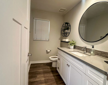 15158 W Rachel Lane - Photo Thumbnail 8