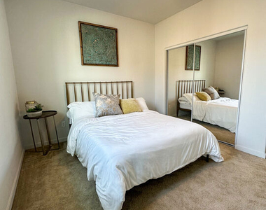 15158 W Rachel Lane - Photo Thumbnail 11