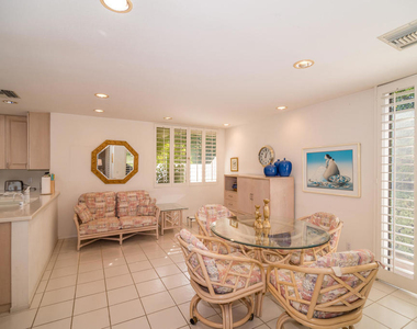 12 Columbia Drive - Photo Thumbnail 10