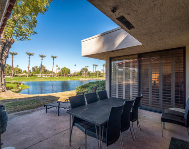 12 Columbia Drive - Photo Thumbnail 15
