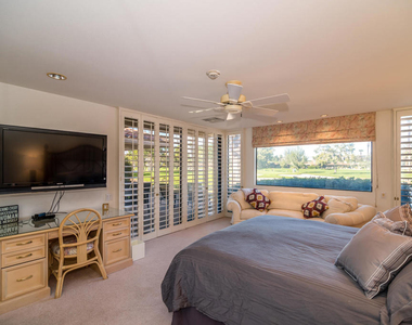 12 Columbia Drive - Photo Thumbnail 16