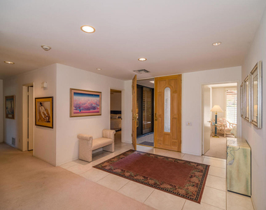 12 Columbia Drive - Photo Thumbnail 7