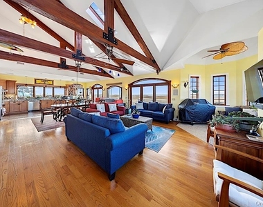 7 Widgeon Way - Photo Thumbnail 8