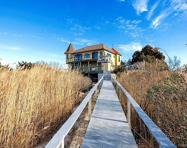 7 Widgeon Way - Photo Thumbnail 3