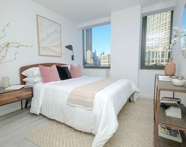 87 Commercial Street - Photo Thumbnail 1