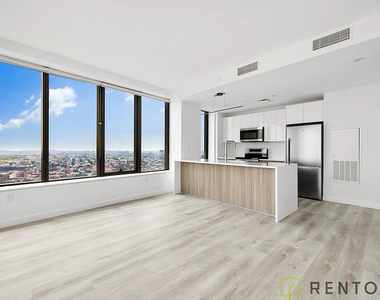 87 Commercial Street - Photo Thumbnail 5