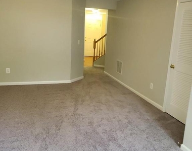 1372 Cranes Bill Way - Photo Thumbnail 8