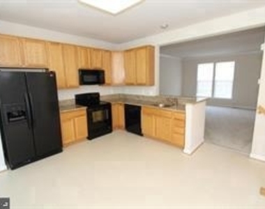 1372 Cranes Bill Way - Photo Thumbnail 3