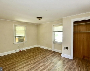310 Ellis Street - Photo Thumbnail 8