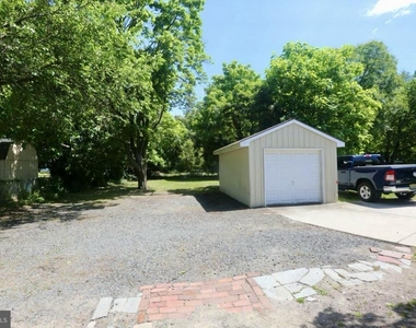 310 Ellis Street - Photo Thumbnail 14