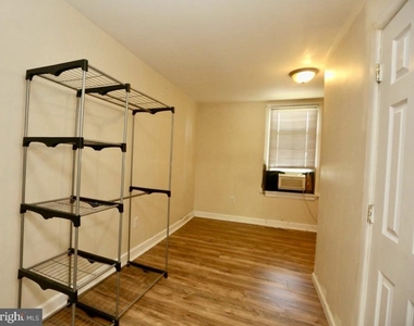 310 Ellis Street - Photo Thumbnail 4