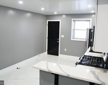 1604 Cliftview Avenue - Photo Thumbnail 5