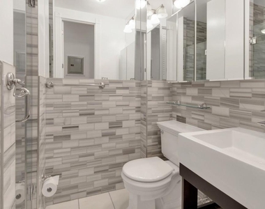 Copy of 250 Mott Street, Unit 4 - Photo Thumbnail 10