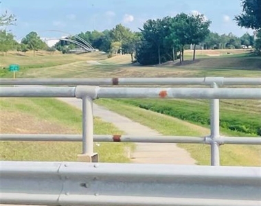 815 Sterling Creek Circle - Photo Thumbnail 12