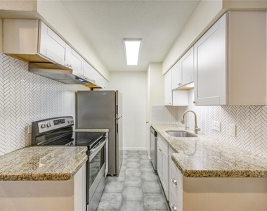 2120 Wilcrest Drive - Photo Thumbnail 22