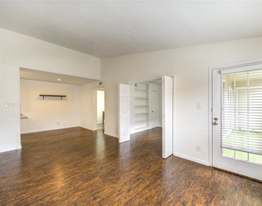2120 Wilcrest Drive - Photo Thumbnail 28