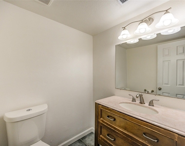 2120 Wilcrest Drive - Photo Thumbnail 7