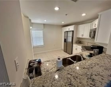 3035 Horizon Lane - Photo Thumbnail 8