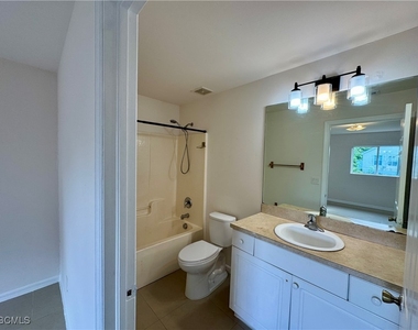 10743 Robinson Street - Photo Thumbnail 8