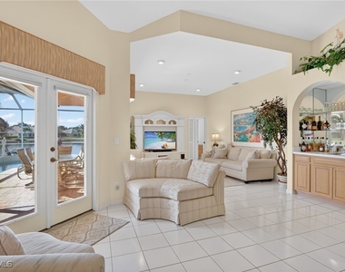 6687 Huntley Lane S - Photo Thumbnail 16