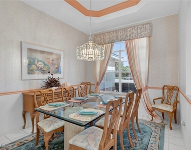 6687 Huntley Lane S - Photo Thumbnail 12