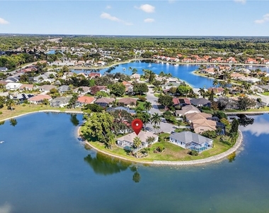 6687 Huntley Lane S - Photo Thumbnail 5