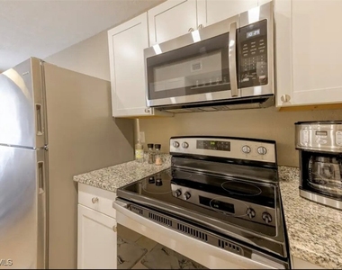 4605 Bayshore Dr. - Photo Thumbnail 5