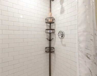 4605 Bayshore Dr. - Photo Thumbnail 10