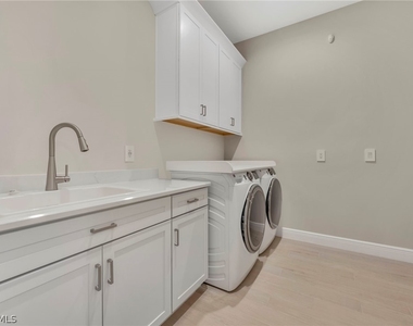 4013 Perseus Street - Photo Thumbnail 25