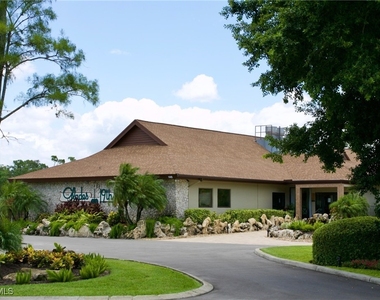 83 Glades Boulevard - Photo Thumbnail 14