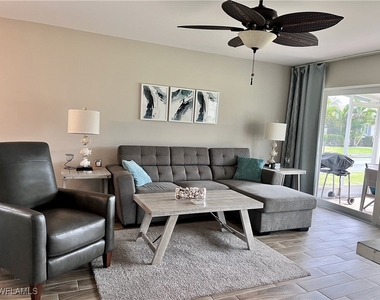 83 Glades Boulevard - Photo Thumbnail 1