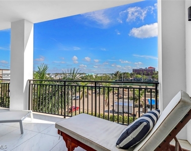 1135 3rd Avenue S - Photo Thumbnail 20