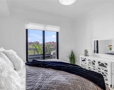 1135 3rd Avenue S - Photo Thumbnail 7
