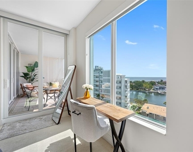 1325 Snell Isle Boulevard Ne - Photo Thumbnail 14