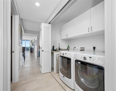1325 Snell Isle Boulevard Ne - Photo Thumbnail 22