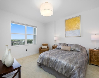 1325 Snell Isle Boulevard Ne - Photo Thumbnail 18