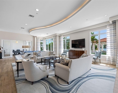 1325 Snell Isle Boulevard Ne - Photo Thumbnail 26