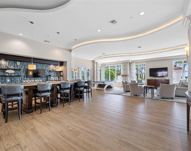 1325 Snell Isle Boulevard Ne - Photo Thumbnail 25